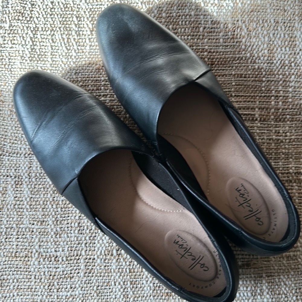 Clarks Slip on shoes size 11W EUC